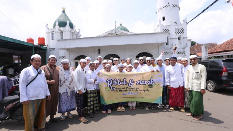 Ziarah dan Rihlah Santri Al Hawthah Al Jindaniyah: Menyegarkan Jiwa, Menguatkan Ukhuwah