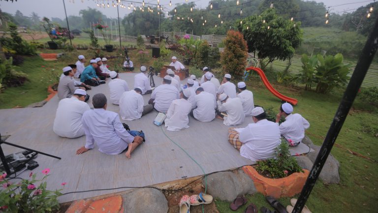 Etika dan Urgensi Memuliakan Tamu dalam Perspektif Sirah Nabawiyah dan Tradisi Ibrahimiyah